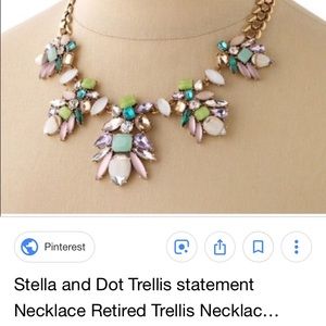 Stella and Dot Trellis statement necklace